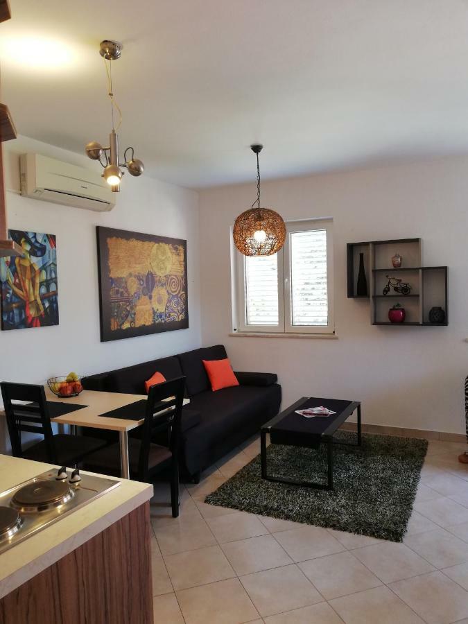 Summer Apartman *